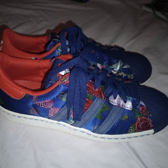 Women's Rita Ore Adidas Shell toes Sz 9 - Picture 1 of 8